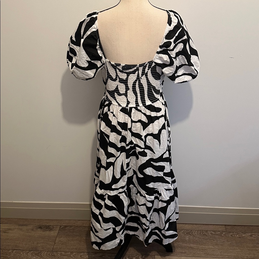 Japna Black White Puff Sleeve Maxi Dress Smocked Back Large Floral Print Pockets - Picture 6 of 11